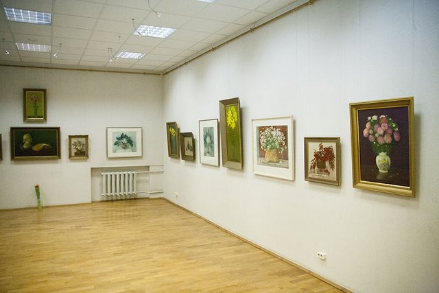 Выставка Заслуженного деятеля искусств РФ, профессора В. М. Малого — фотография 3