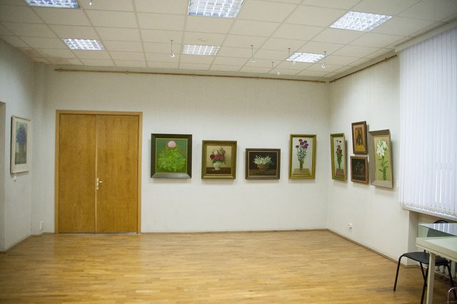 Выставка Заслуженного деятеля искусств РФ, профессора В. М. Малого — фотография 4