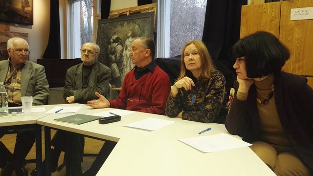 Круглый стол, посвященный проблемам обучения художников по специальности станковая и театрально-декорационная живопись — фотография 2